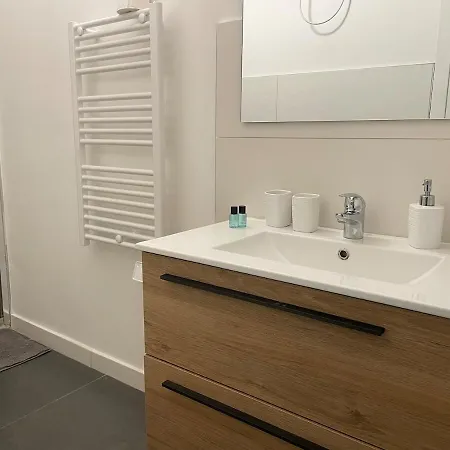 The Of Edera-senzaparole Apartment Bologna